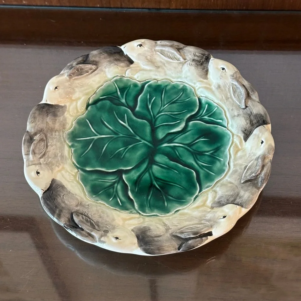 Vintage 1988 Haldon Group Bunny Rabbit Cabbage Leaf Majolica Plate 8 Inch Green